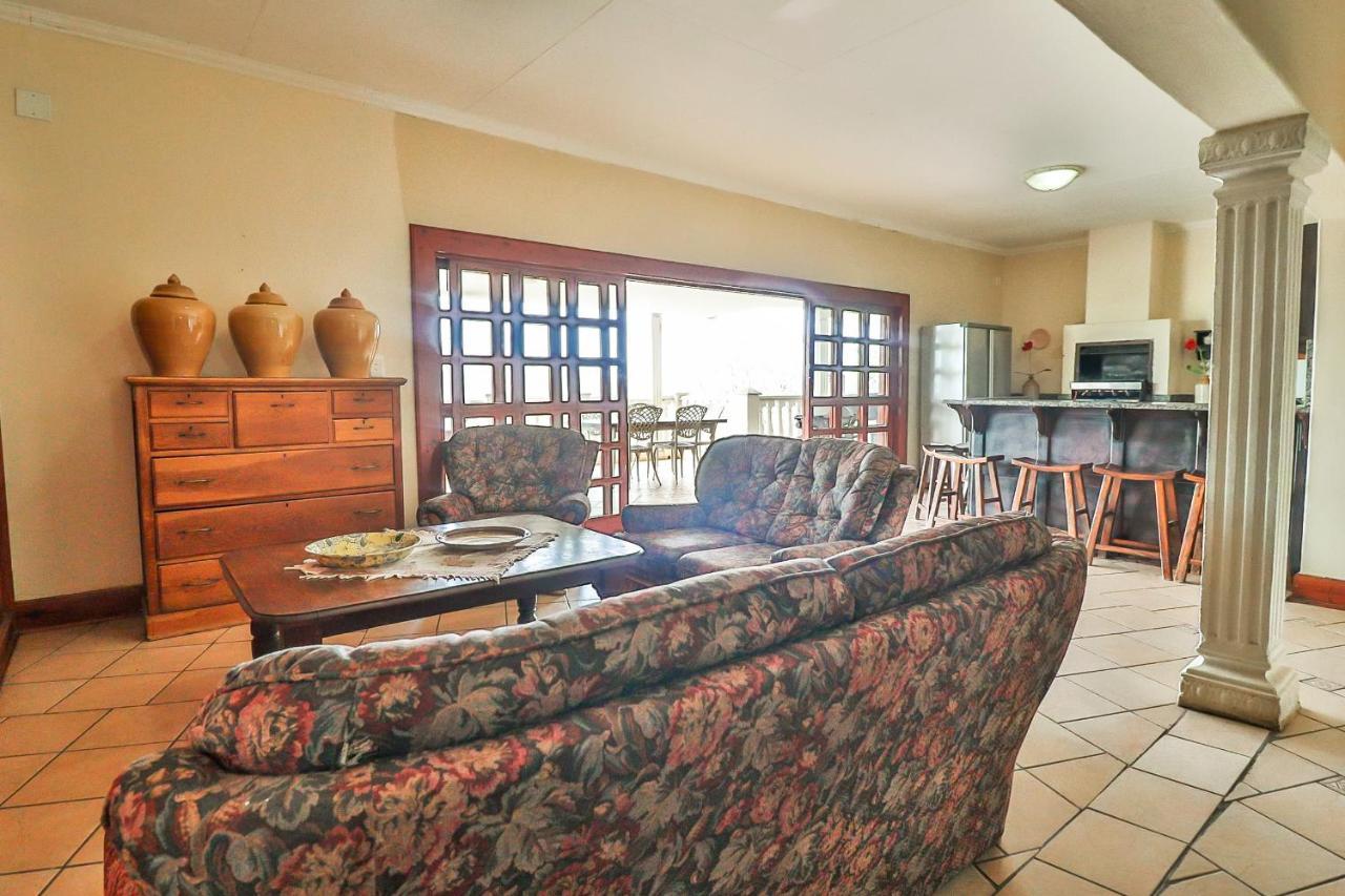 Croc River Lodge Komatipoort Buitenkant foto