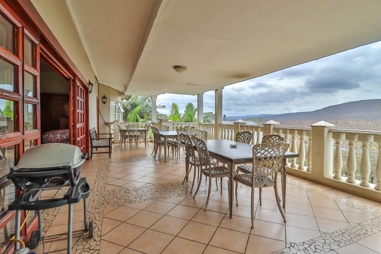 Croc River Lodge Komatipoort Buitenkant foto