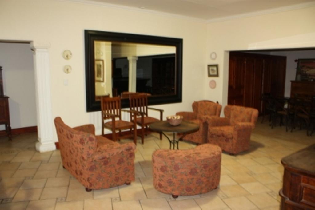 Croc River Lodge Komatipoort Buitenkant foto